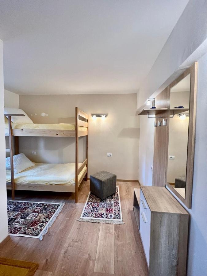 Shkreli Apartments Sarande Bagian luar foto